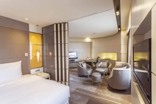 5* hotel in HCMC